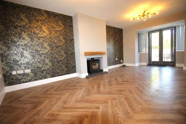 4 bedroom detached house to rent - Photo 1