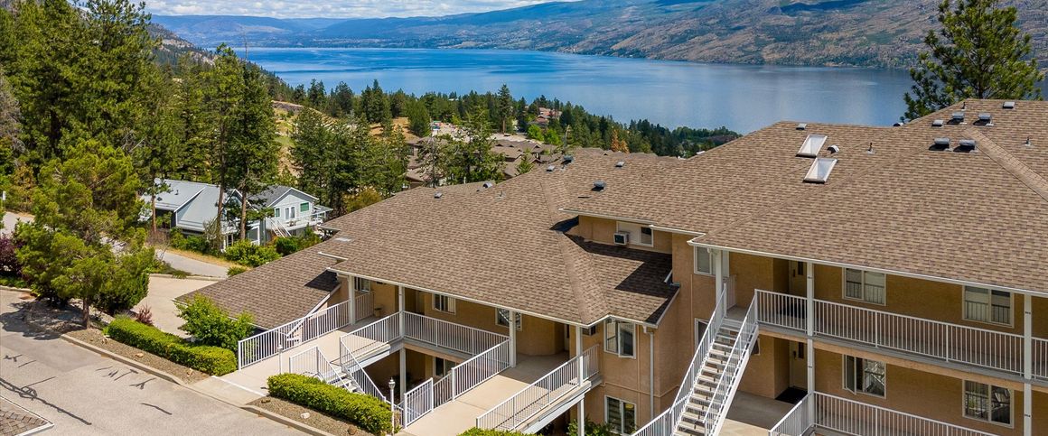 Perfection on Ponderosa – Peachland - Photo 1