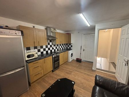 Walsgrave Road, Walsgrave - Photo 5