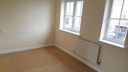 2 bedroom townhouse to rent - Photo 2