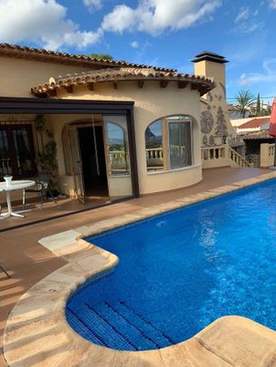 Villa for rent with 3 bedrooms and pool in Calpe for the winter season. - Photo 1