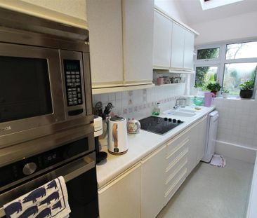 1 bedroom semi-detached house to rent - Photo 4