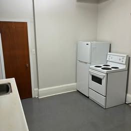 For Lease - 984 Dundas Street Unit# 1, Toronto, Ontario - Photo 3