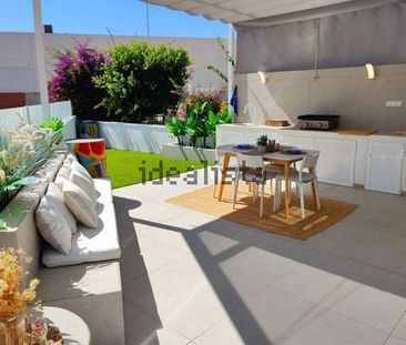 Alquiler de chalet pareado en Lomas de Cabo Roig - Photo 4