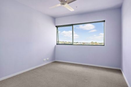 1008/39 Kingsway , Glen Waverley. - Photo 4