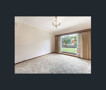 Perfect Family Home in Bulleen - Photo 5