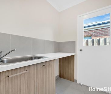 4 Cordhill Circuit, Aintree, VIC 3336 - Photo 6