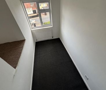 St James Lane, Willenhall, Coventry - Photo 3