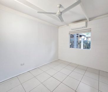 421 VARLEY STREET, Yorkeys Knob, Qld 4878 - Photo 3