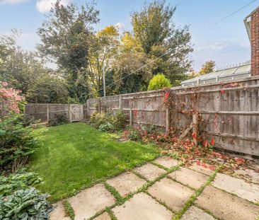 3 bedroom terraced house to rent - Photo 6