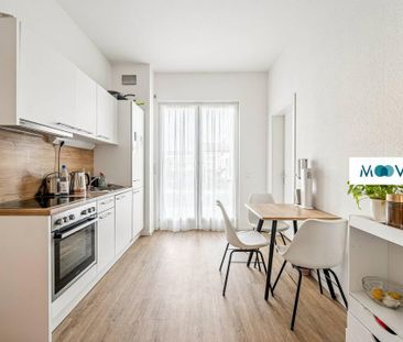 STUDENTS ONLY: YOUR SHARING ROOM IN A 2-ROOM APARTMENT: Furnished s... - Foto 1