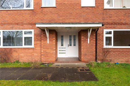 Beech Farm Drive, Macclesfield, Cheshire, SK10 - Photo 5