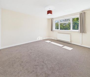 2 bedroom maisonette to rent - Photo 3