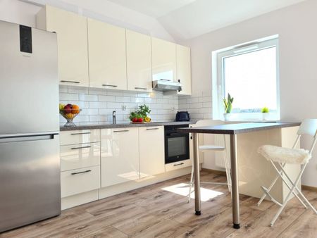 Kawalerka z balkonem w pełni wyposażona. 31.97 m² - Фото 2