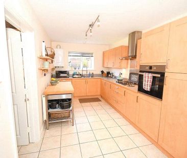 4 bedroom detached house to rent - Photo 5