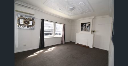 PRIME LOCATION - Photo 4