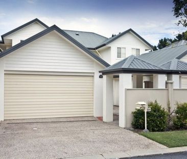 Quiet Golf Course Living in Secure Gated Estate - Photo 4