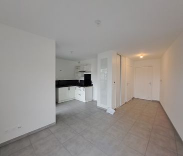 Location Appartement 1 pièce 28m² THONON LES BAINS 74200 - Photo 4