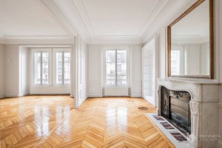 Rental Apartment Paris 4th Saint-Merri - Photo 2