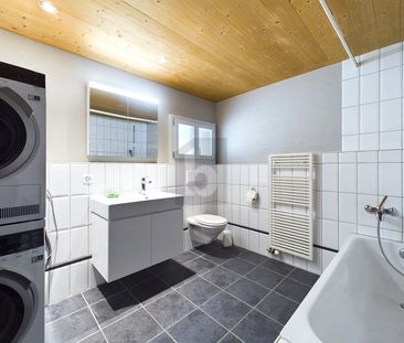 MODERN, SPACIOUS, RURAL AND YET URBAN-CLOSE - Foto 5