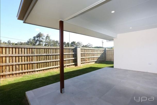 9 Dorset Street, Pimpama - Photo 1