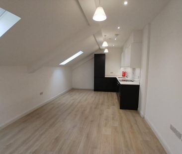 1 bedroom apartment to rent - Photo 2