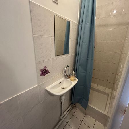 Location appartement 1 pièce, 15.00m², Le Kremlin-Bicêtre - Photo 4