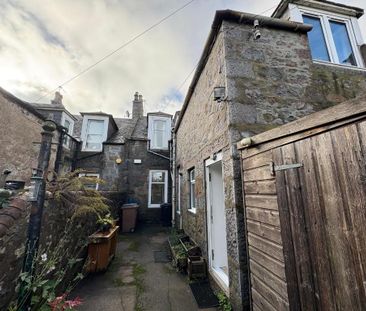4 bedroom terraced house to rent - Photo 1