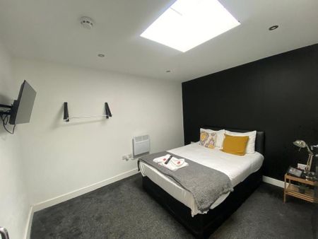 1 bedroom in a house share to rent - Photo 3