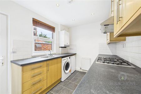 2 bedroom terraced house to rent - Photo 5