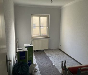 Umzug gefällig? 3-Zimmer-Wohnung mit Balkon - Photo 6