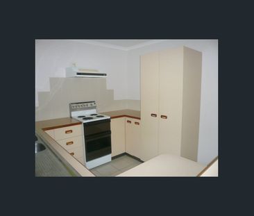 Live in the Heart of Edge Hill - Photo 5