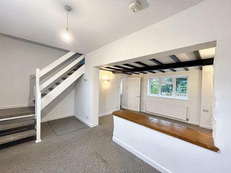3 bedroom semi-detached house to rent - Photo 5