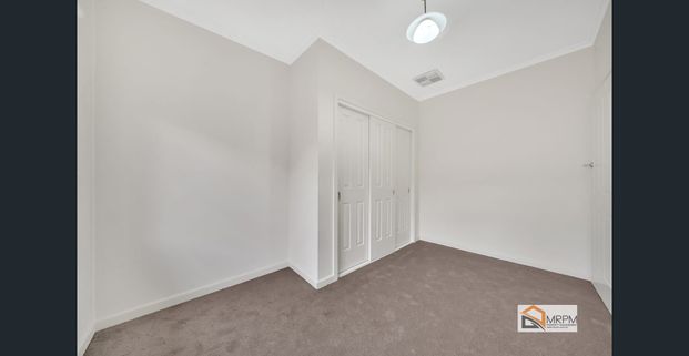 Cute and cosy apartment in boutique block! - Photo 1