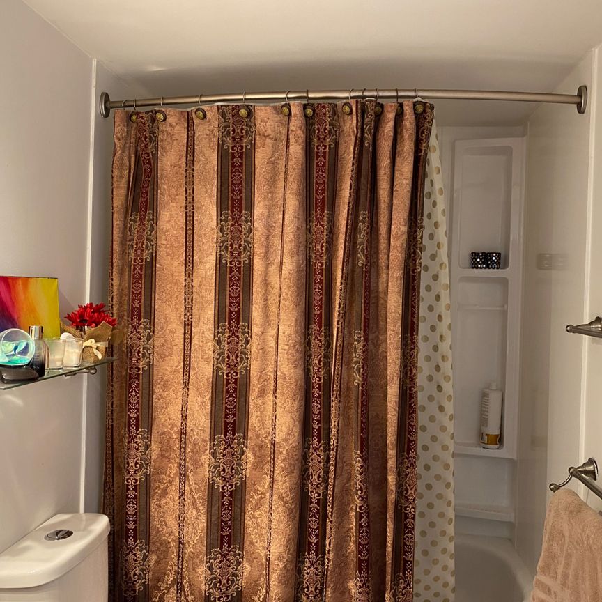 For Lease - 22 Hanover Road Unit# 1605, Brampton, Ontario - Photo 1