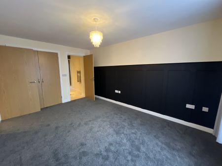 2 bed apartment to rent in Avenel Way, Poole, BH15 - Photo 4