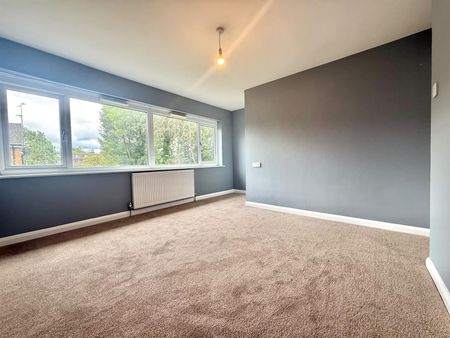 2 bedroom house - mid terrace - Photo 3