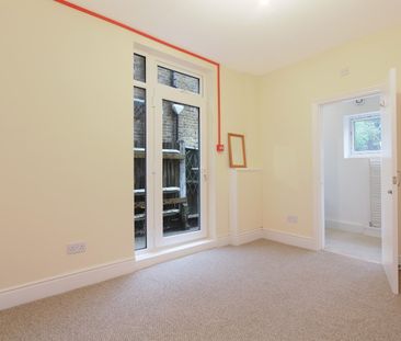 Room in a Shared House, Latimer Road, CR0 - Photo 5