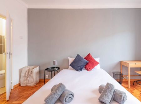 Alameda das Linhas de Torres, Lisbon, Lisbon 1750-140 - Photo 3