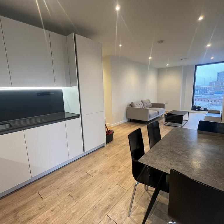 2 bedroom apartment to rent - Photo 1