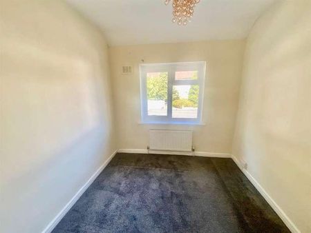 Stanway Grove, Kingstanding, Birmingham, B44 - Photo 2