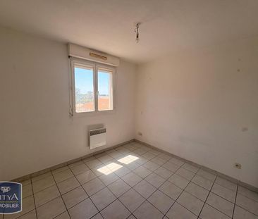 Location Appartement 3 pièces 84m² PORT ST LOUIS DU RHONE 13230 - Photo 6