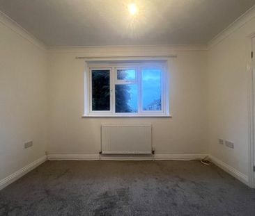 3 bedroom detached house to rent - Photo 5