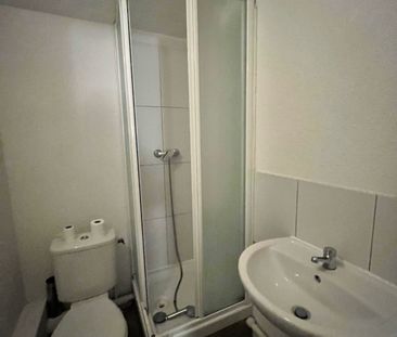 Location Appartement 1 pièce 20m² LA GARDE 83130 - Photo 5