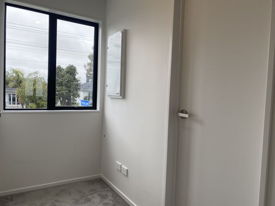35C Matipo Road, Te Atatu Peninsula - Photo 1