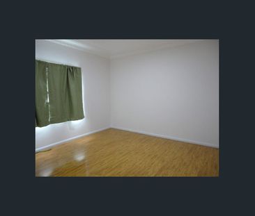 Beautiful Space Home, 700 meter to Cabramatta Station & 3 bedroom w... - Photo 1