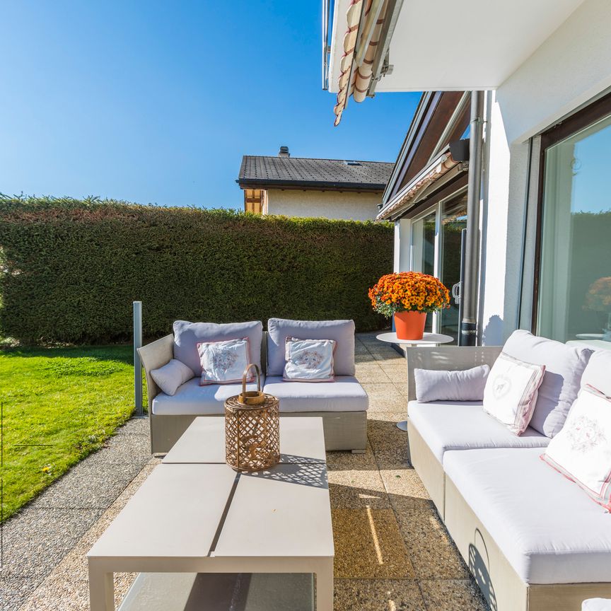 LOCATION A L'ANNEE : Villa A 5 minutes en voiture de Crans-Montana - Foto 1