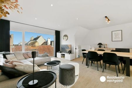 Ruim 2-slaapkamerappartement in het centrum van Oudenburg - Photo 2