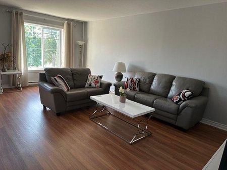 Appartement à louer - Longueuil (Le Vieux-Longueuil) (Centre) Appartement à louer - Longueuil (Le Vieux-Longueuil) (Centre) - Photo 4