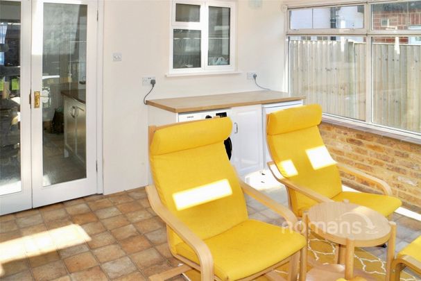 Fairview Road, Taplow, Maidenhead, SL6 - Photo 1